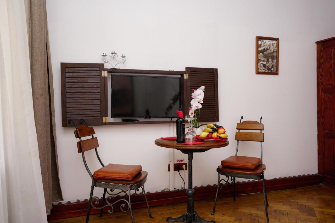 Pensiunea Noemi Braşov Esterno foto